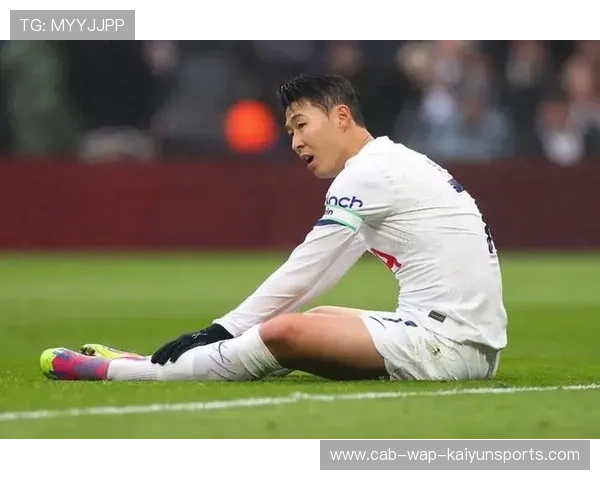 孙兴慜高速换向突破射门，热刺扩大比分——速度与技巧的极致演绎